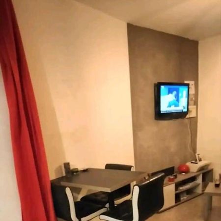 Apartamento Charmant Studio Tarascon-sur-Ariège Exterior foto